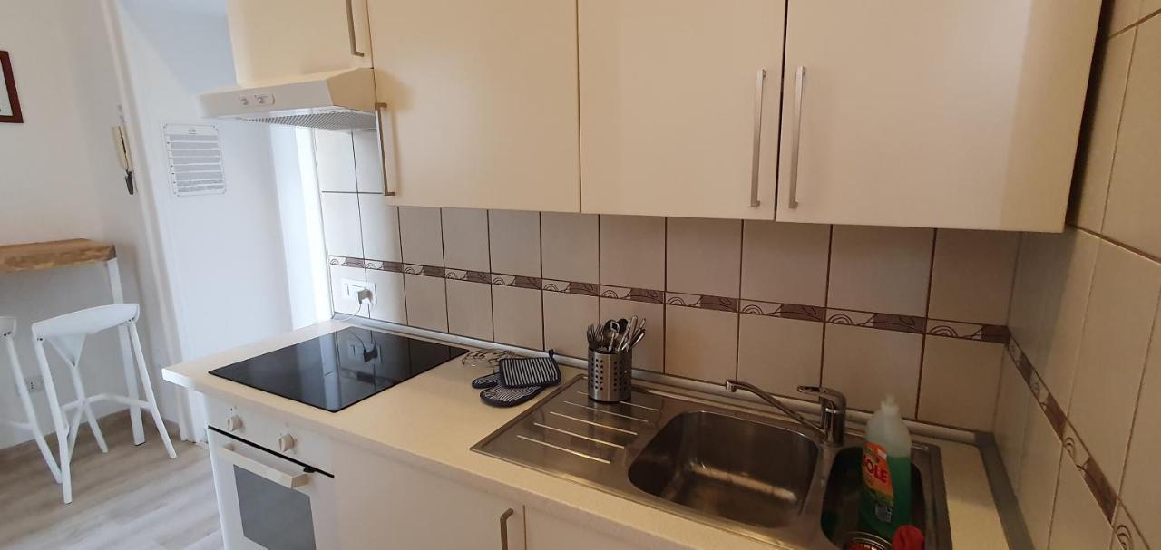 Casa House 381 Apartment Napoli Bagian luar foto