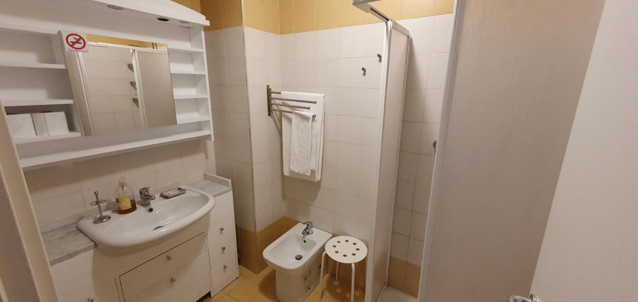 Casa House 381 Apartment Napoli Bagian luar foto